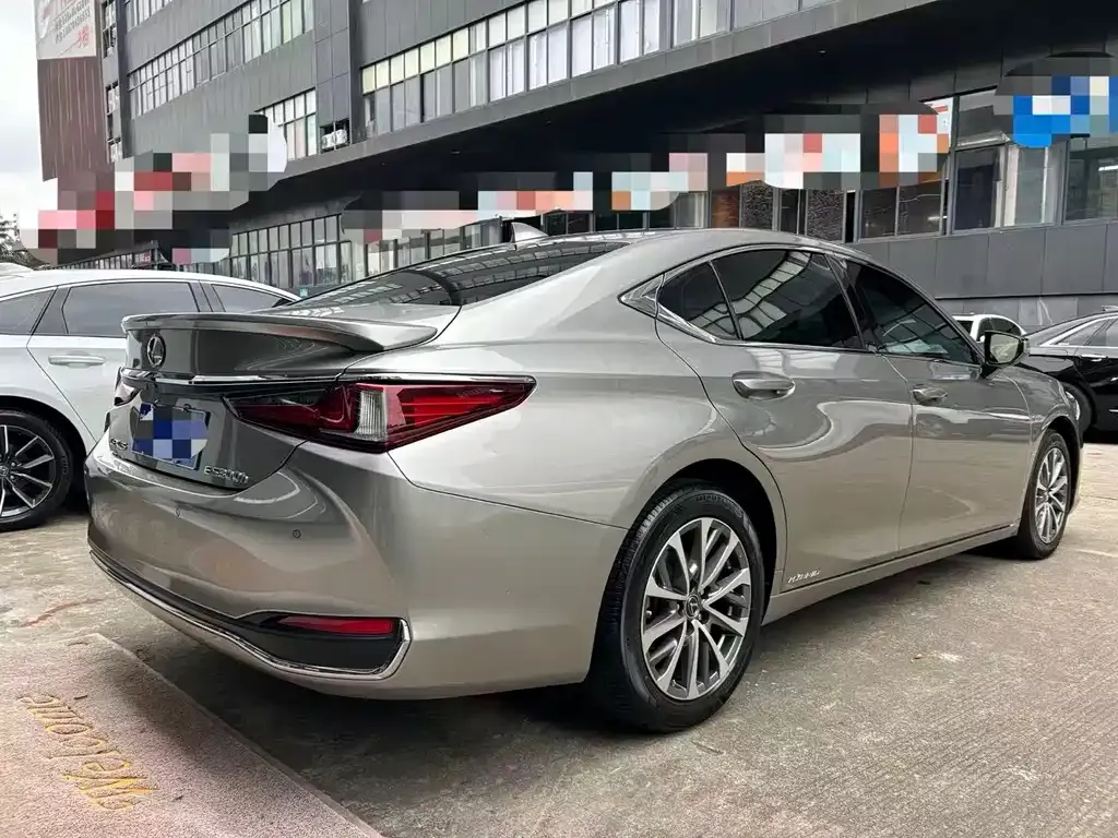 Lexus ES 2022 из CN, фото 7