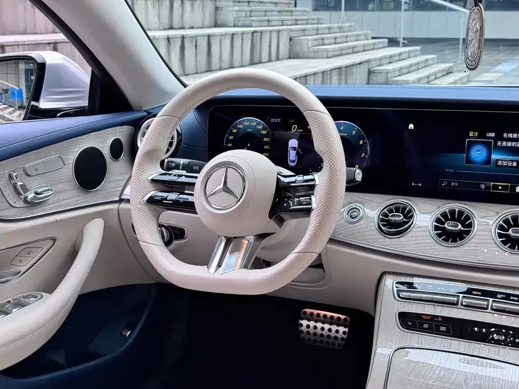 Mercedes-Benz E-Class (Import) — фото 10