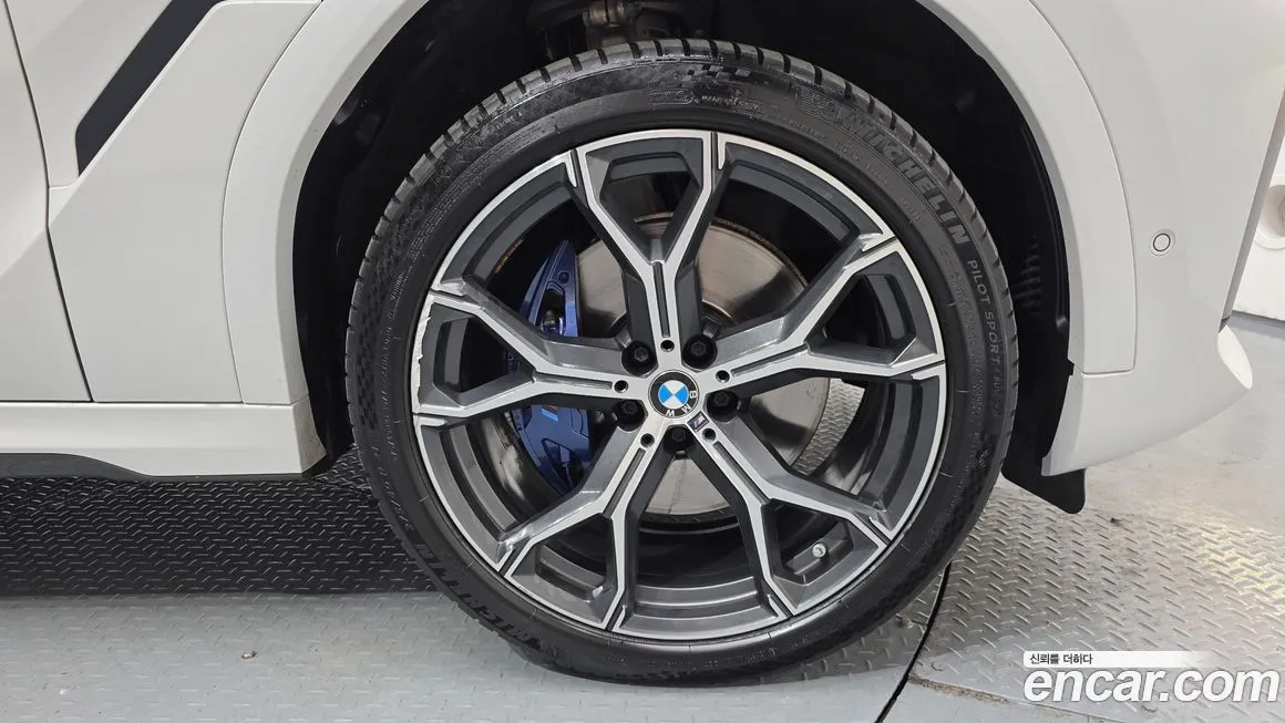 BMW X6 2022 из KR, фото 5