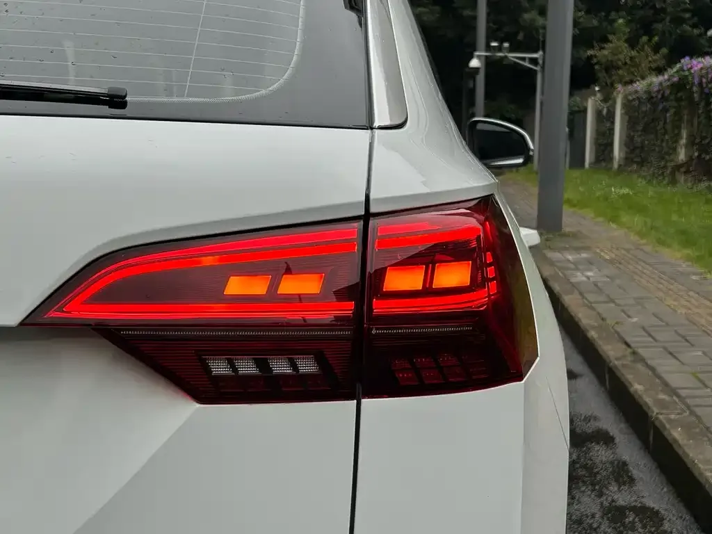 Volkswagen Tayron 2021 из CN, фото 8