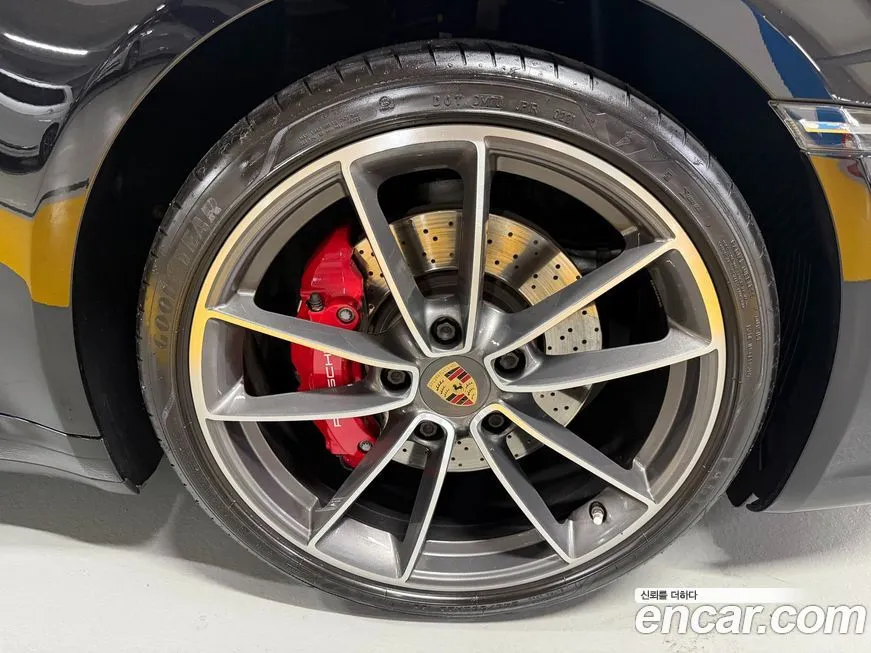 Porsche 911 2021 из KR, фото 10