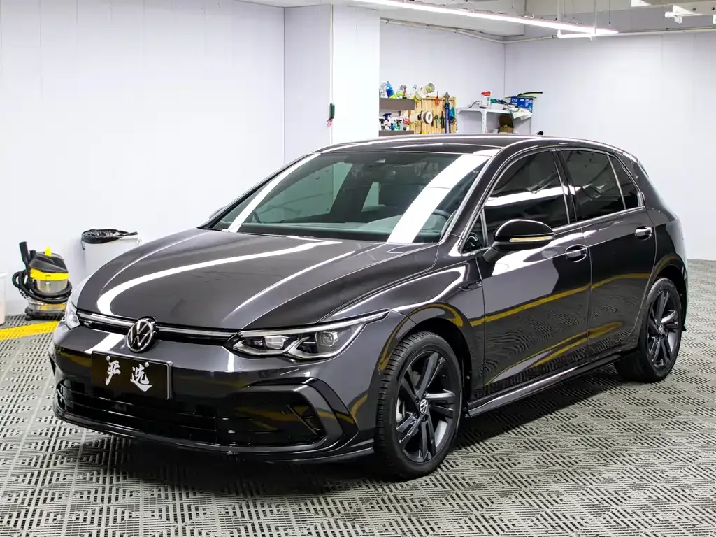 Volkswagen Golf 2022 из CN, фото 1