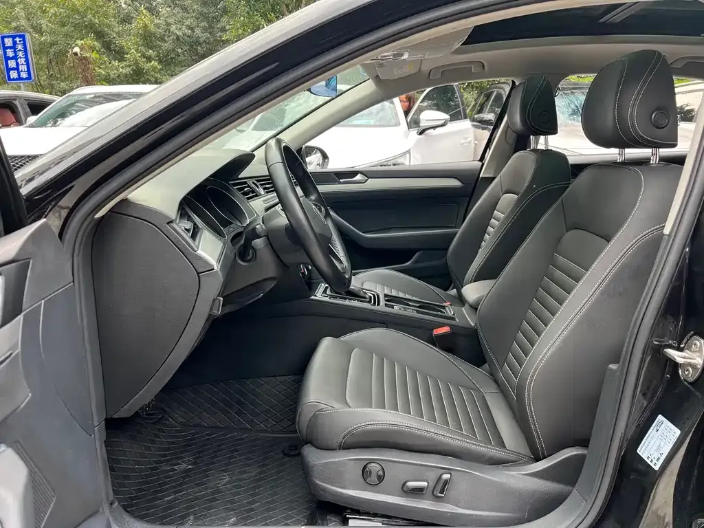 Volkswagen Magotan 2022 из CN, фото 8