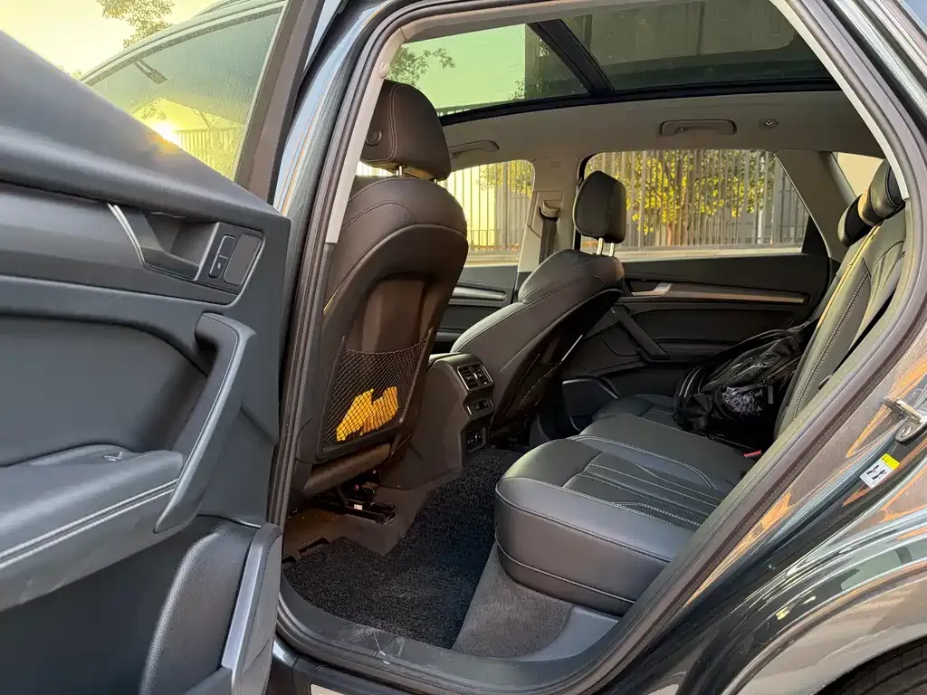 Audi Q5L 2022 из CN, фото 5