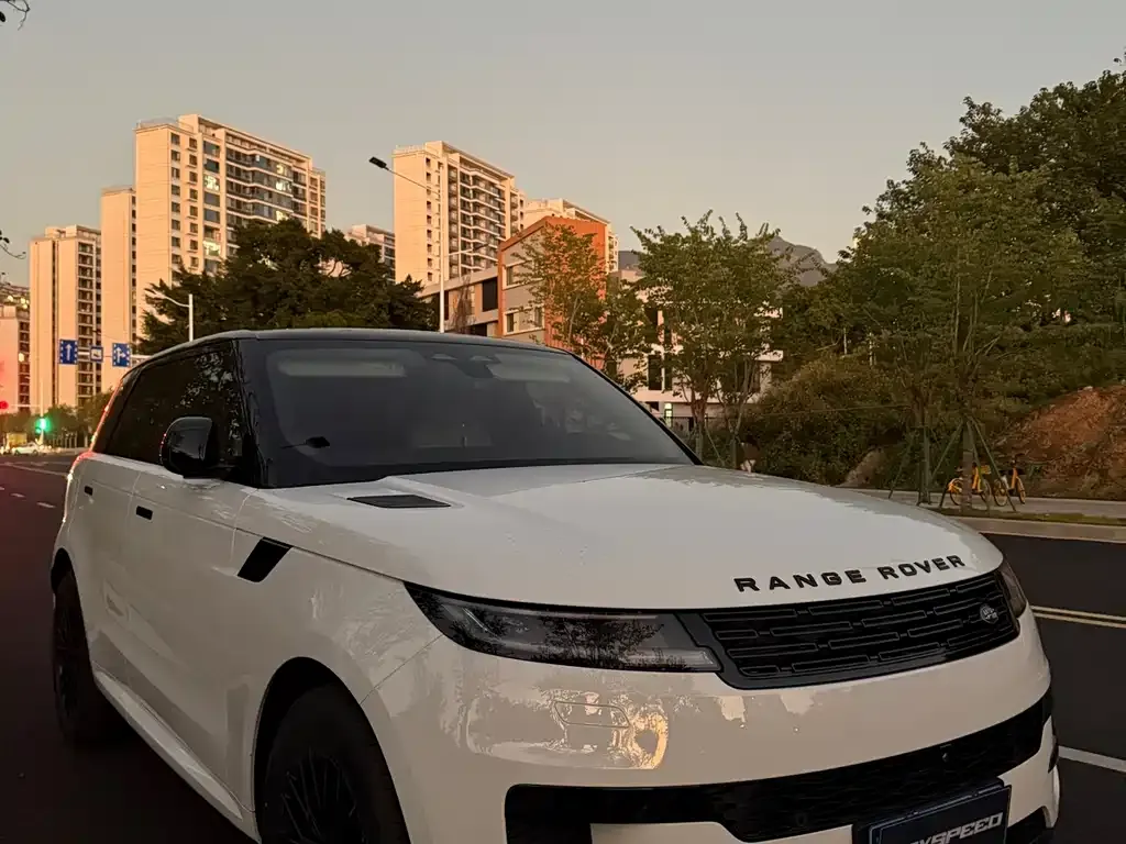 Land Rover Sport 2024 из CN, фото 2