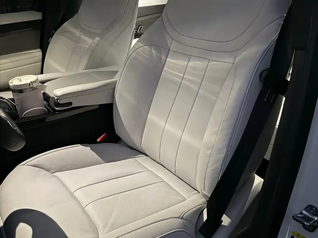 Land Rover Sport 2024 из CN, фото 8