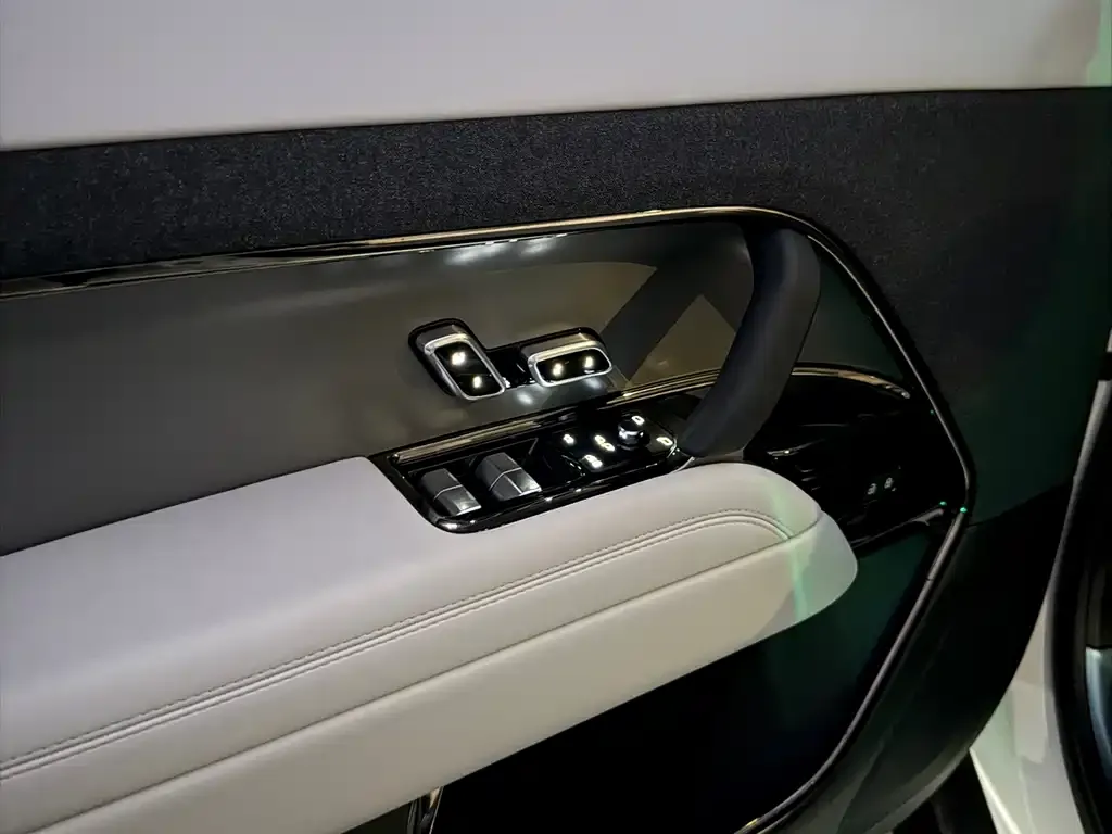 Land Rover Sport 2024 из CN, фото 9