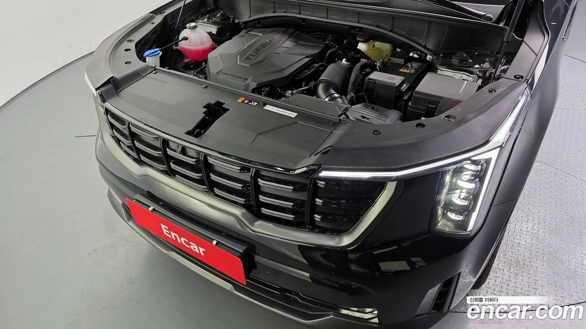 Kia Sorento — фото 6