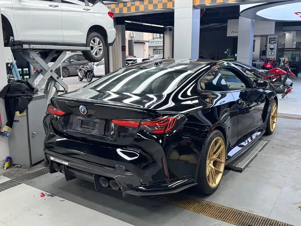 BMW M4 2024 из CN, фото 2