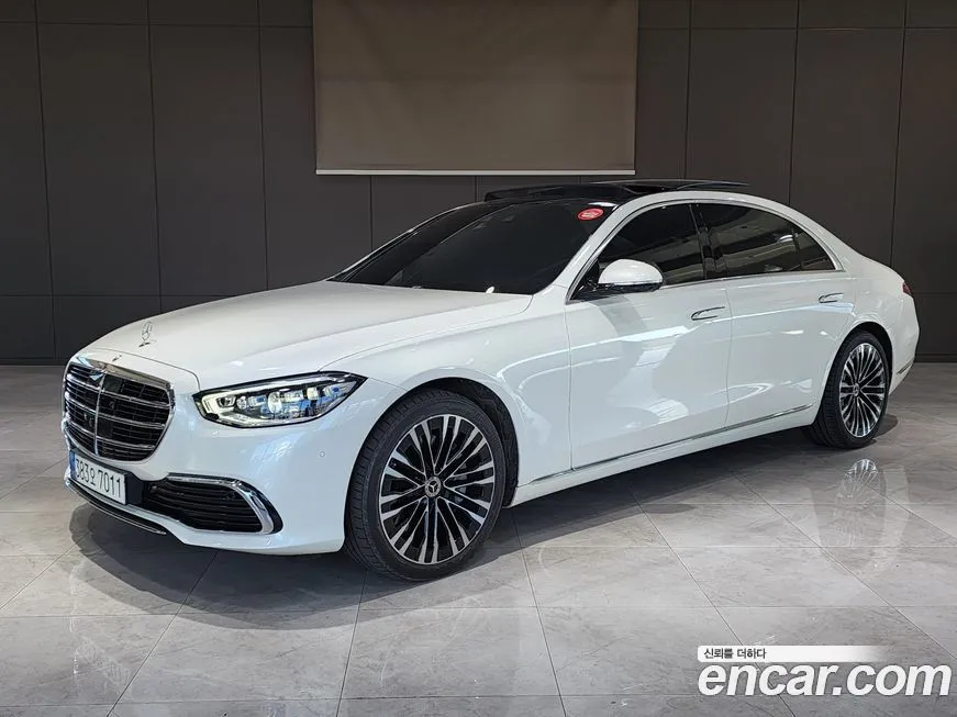 Mercedes-Benz S-Class — фото 1