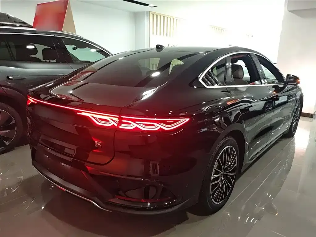 BYD Han 2025 из CN, фото 7