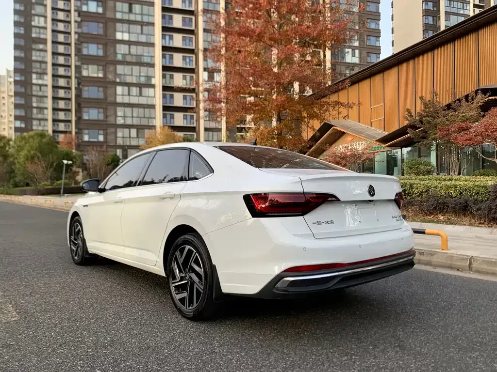 Volkswagen Sagitar 2024 из CN, фото 6