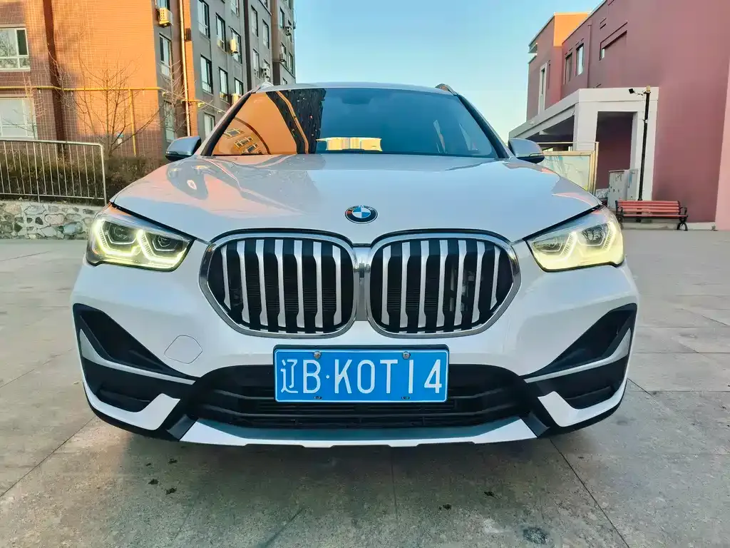 BMW X1 2022 из CN, фото 3