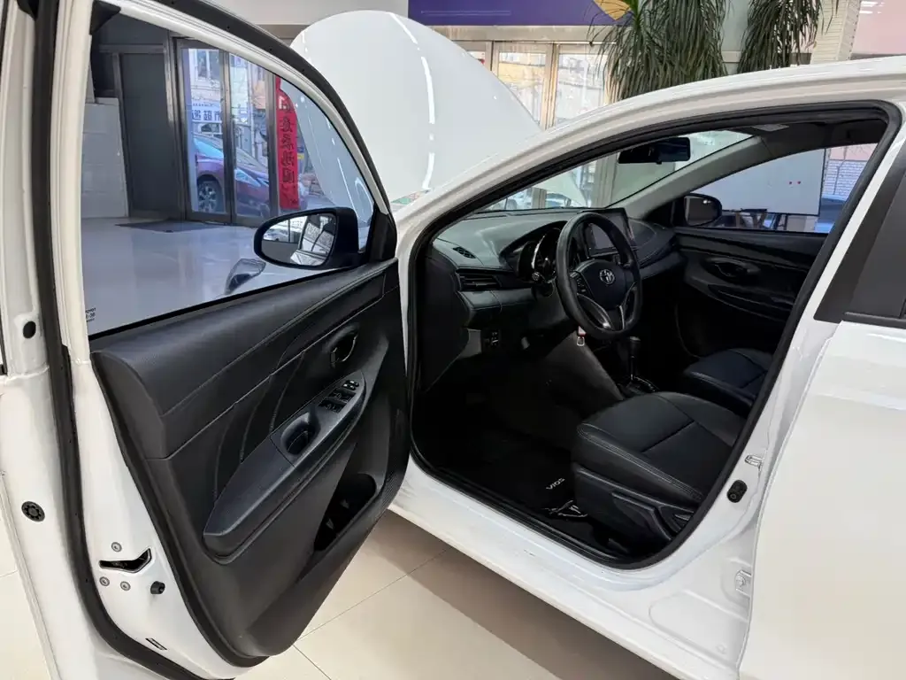Toyota Vios 2021 из CN, фото 8