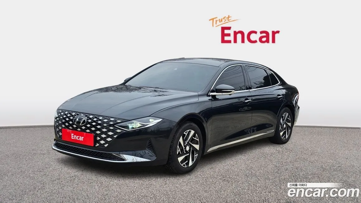 Hyundai Grandeur — фото 1