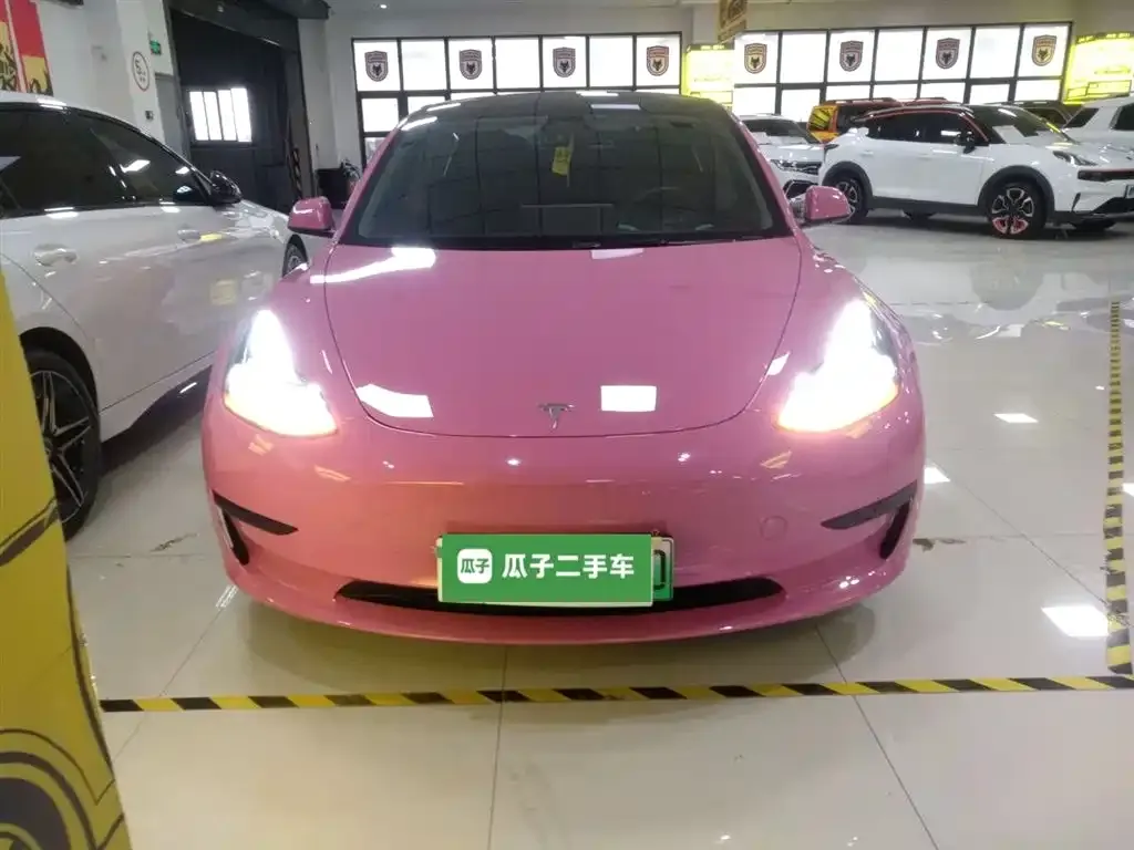 Tesla Model 3 — фото 3