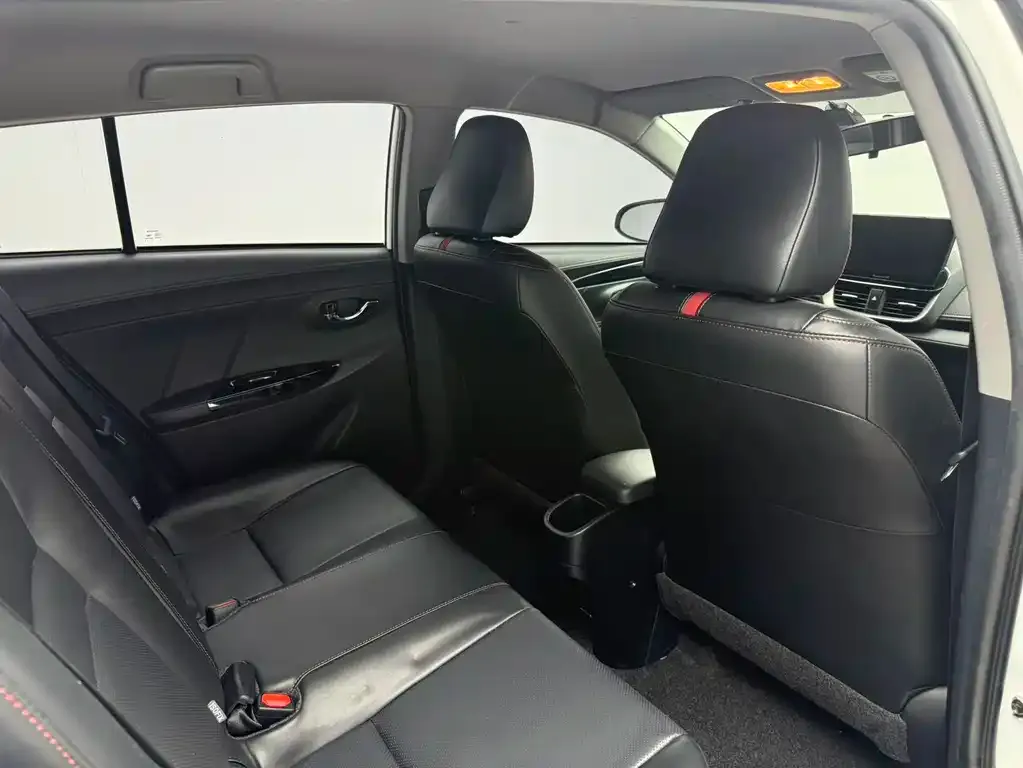 Toyota Yaris L 2022 из CN, фото 10