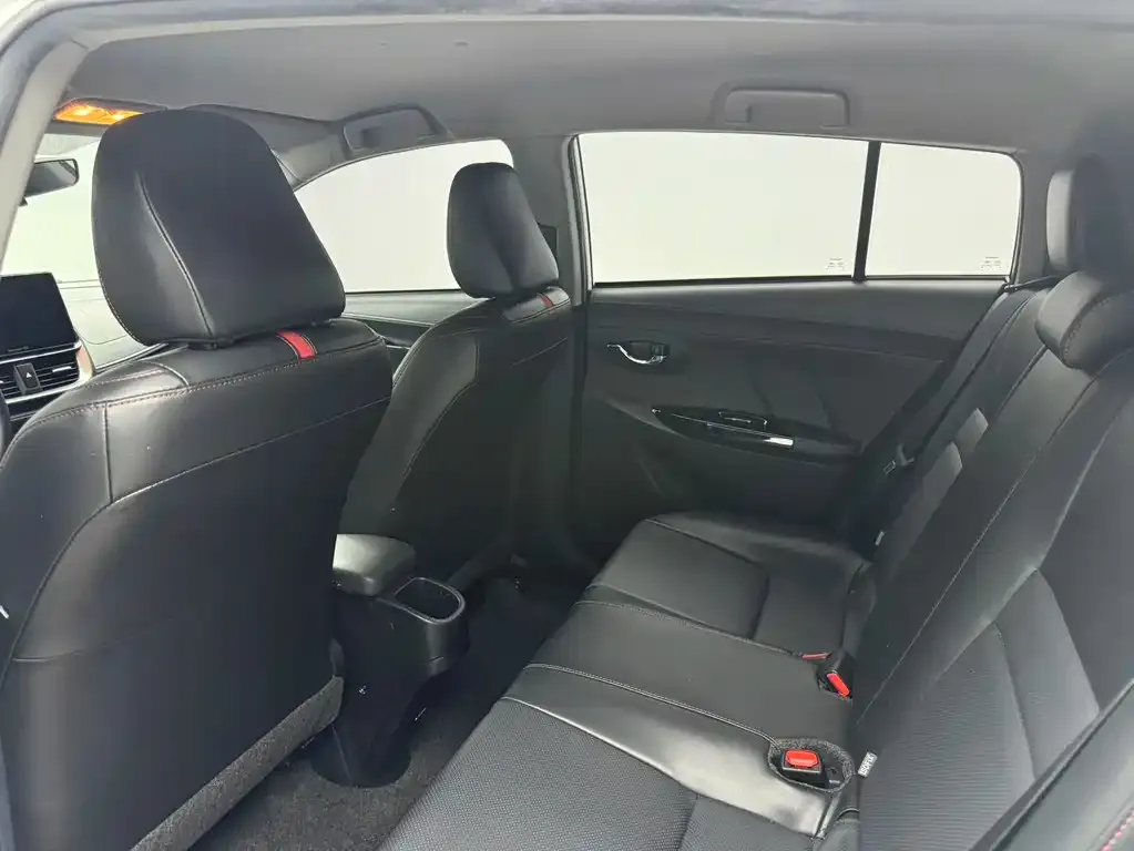 Toyota Yaris L 2022 из CN, фото 8