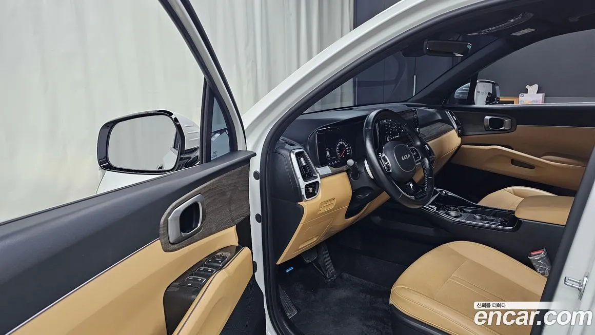 Kia Sorento — фото 10