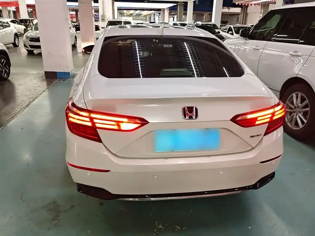 Honda Inspire — фото 6