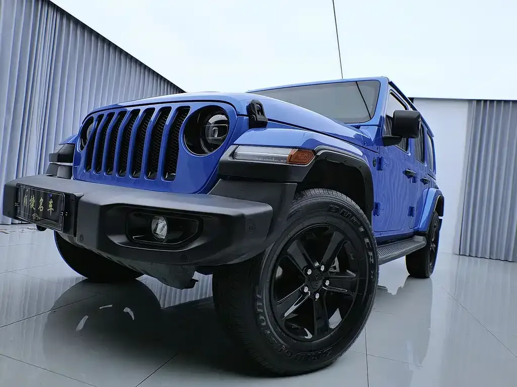 Jeep Wrangler 2023 из CN, фото 5