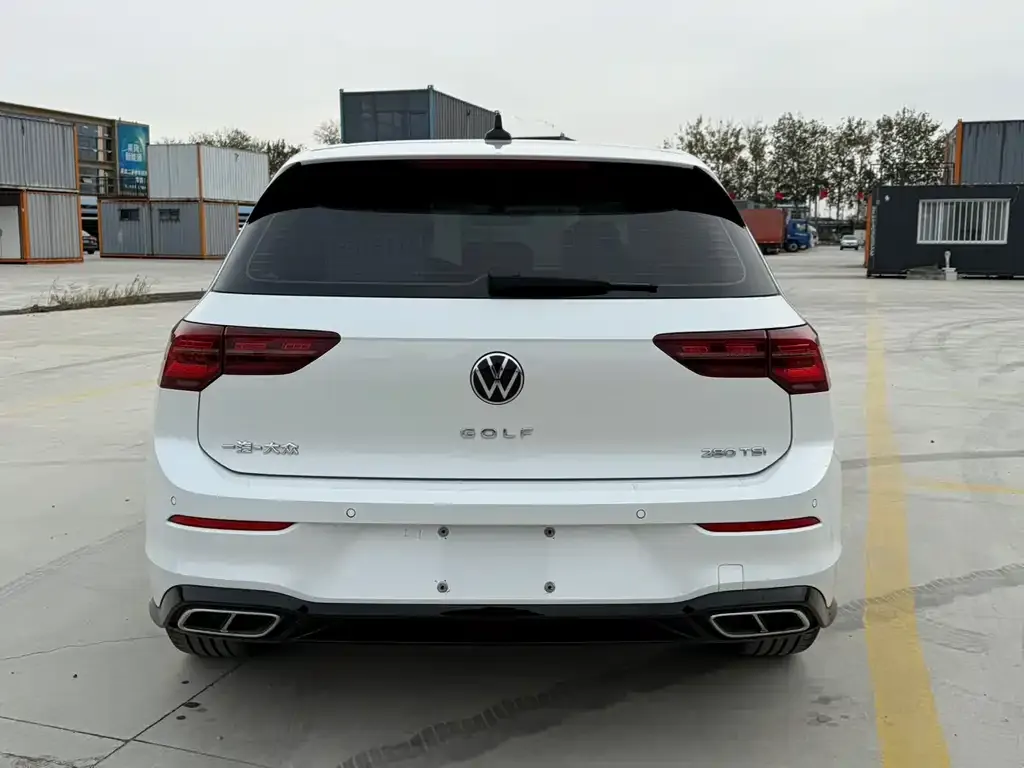 Volkswagen Golf 2022 из CN, фото 3