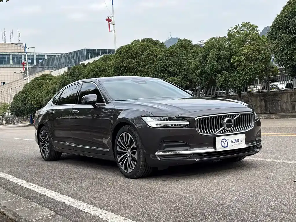 Volvo S90 2023 из CN, фото 3