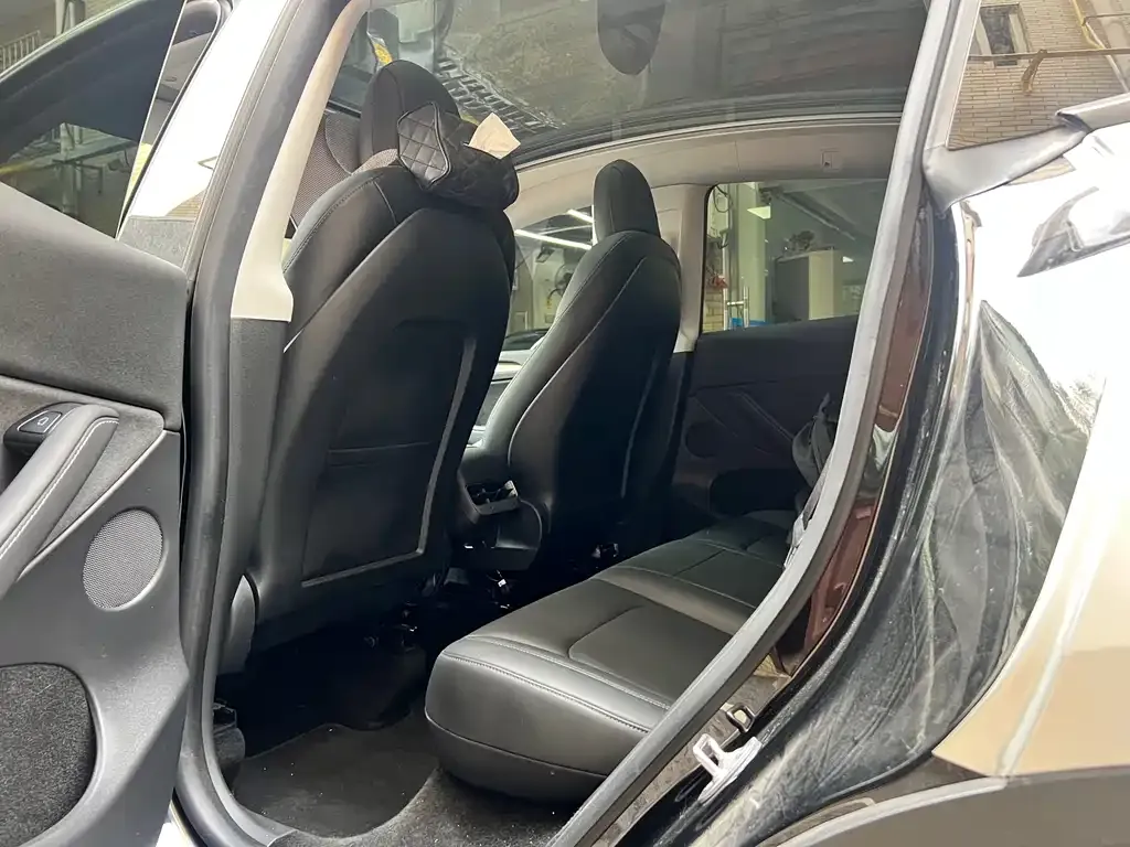 Tesla Model Y 2021 из CN, фото 8