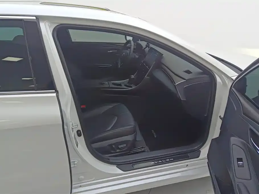 Toyota Avalon 2023 из CN, фото 8