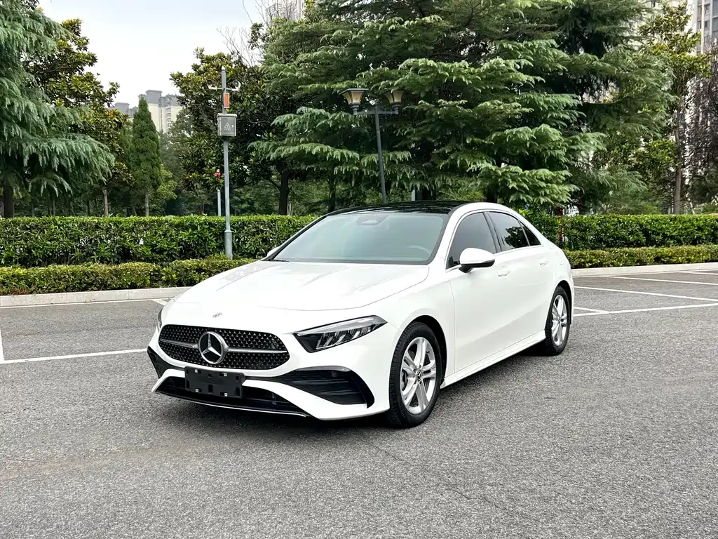 Mercedes-Benz A-Class — фото 1