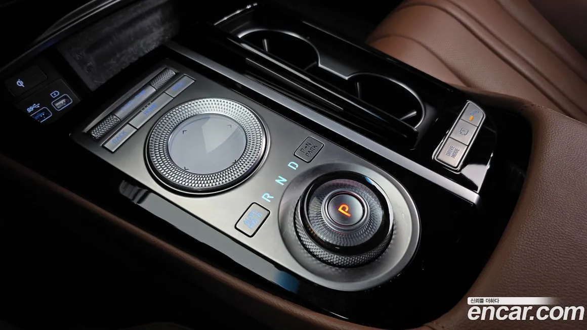 Genesis G80 — фото 9