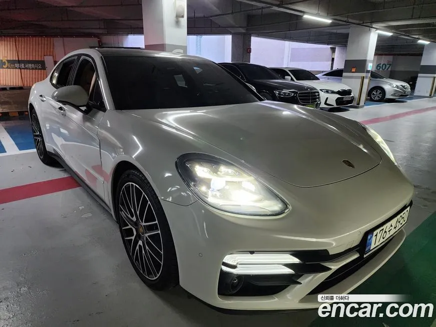 Porsche Panamera 2022 из KR, фото 2