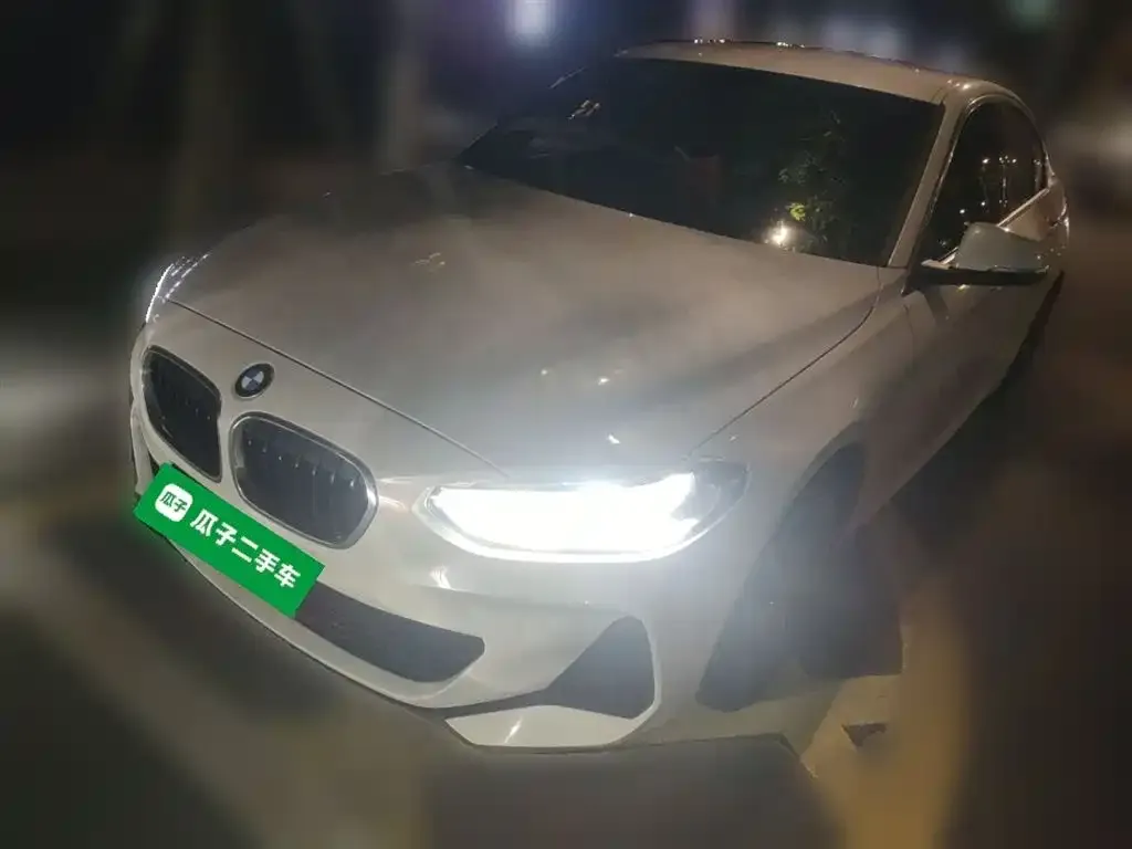 BMW 1 Series — фото 1