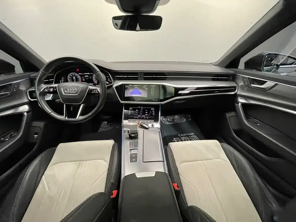 Audi A6L 2021 из CN, фото 9