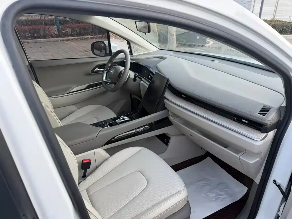 Hyundai Custo — фото 9