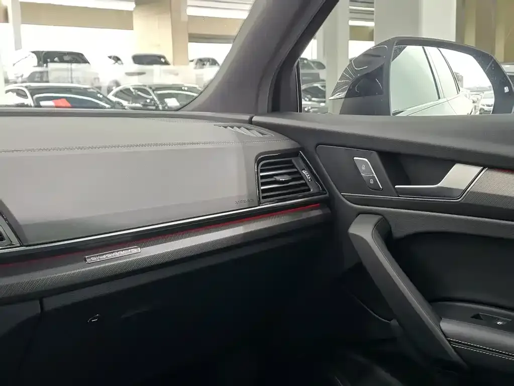 Audi Q5L 2024 из CN, фото 10