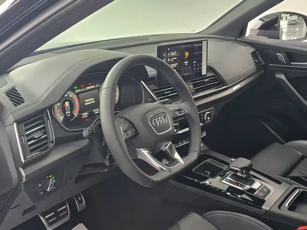 Audi Q5L 2024 из CN, фото 4