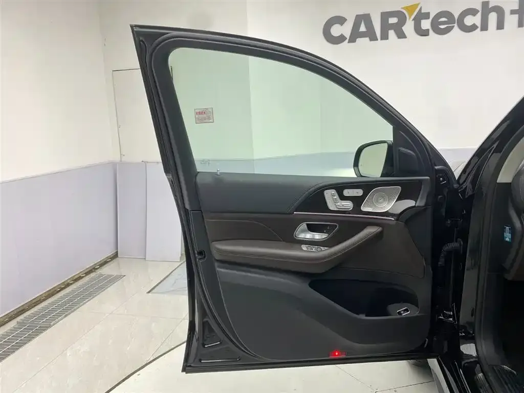 Mercedes-Benz GLS 2021 из CN, фото 8