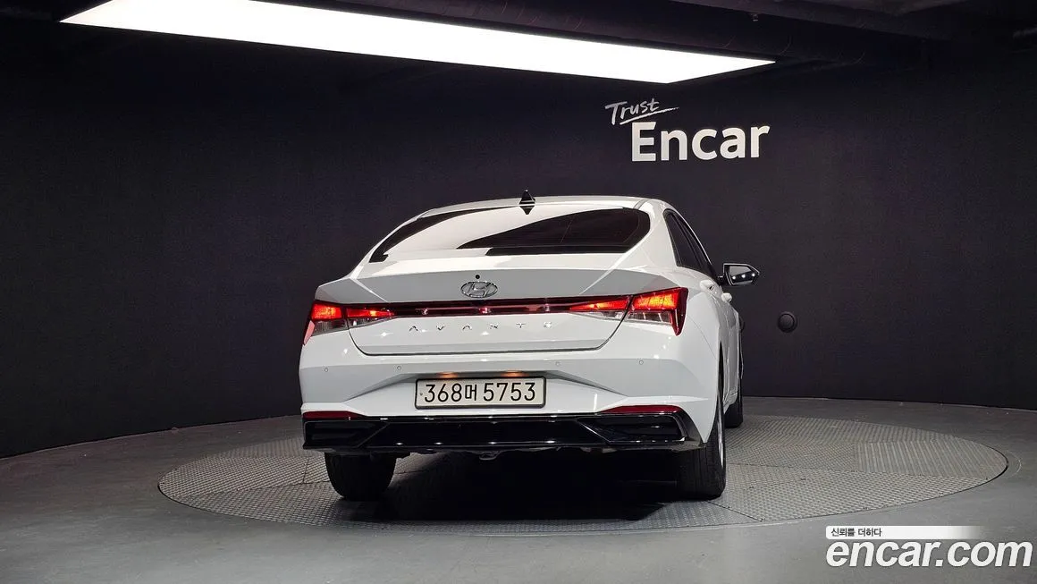 Hyundai AVANTE — фото 4