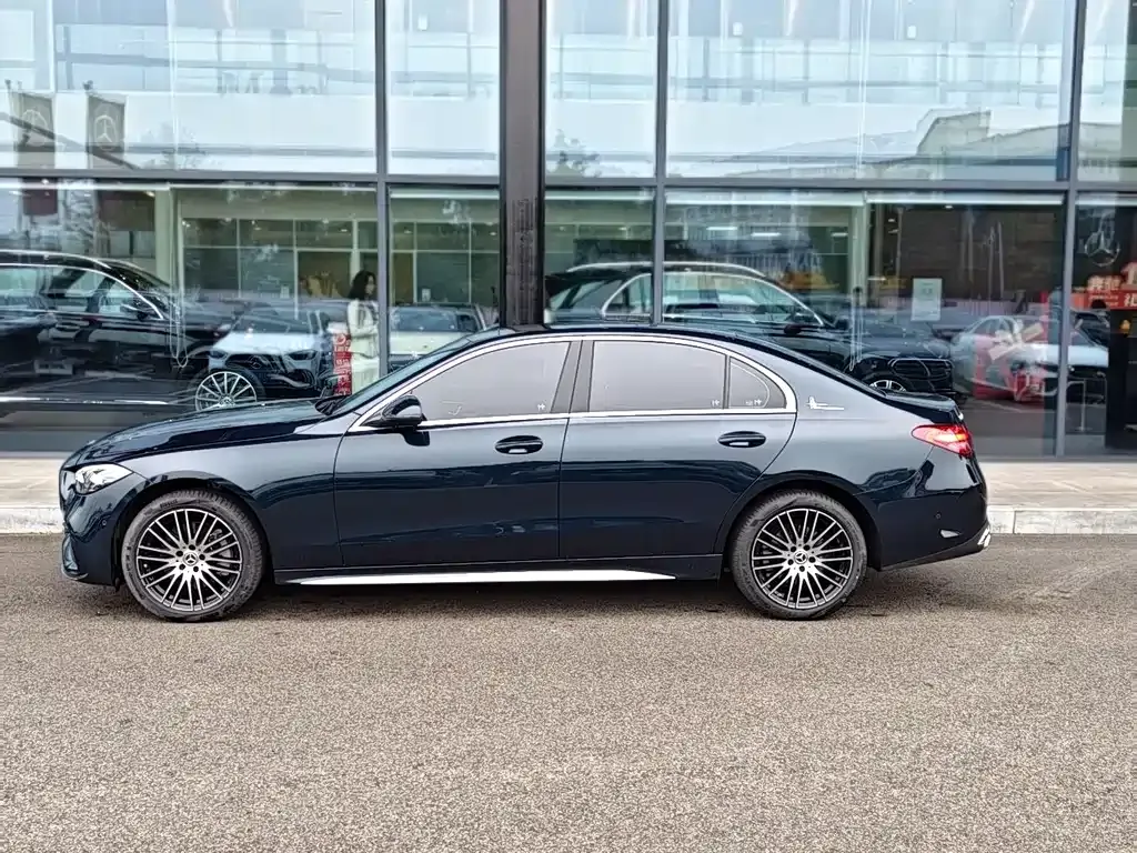Mercedes-Benz C-Class 2024 из CN, фото 4