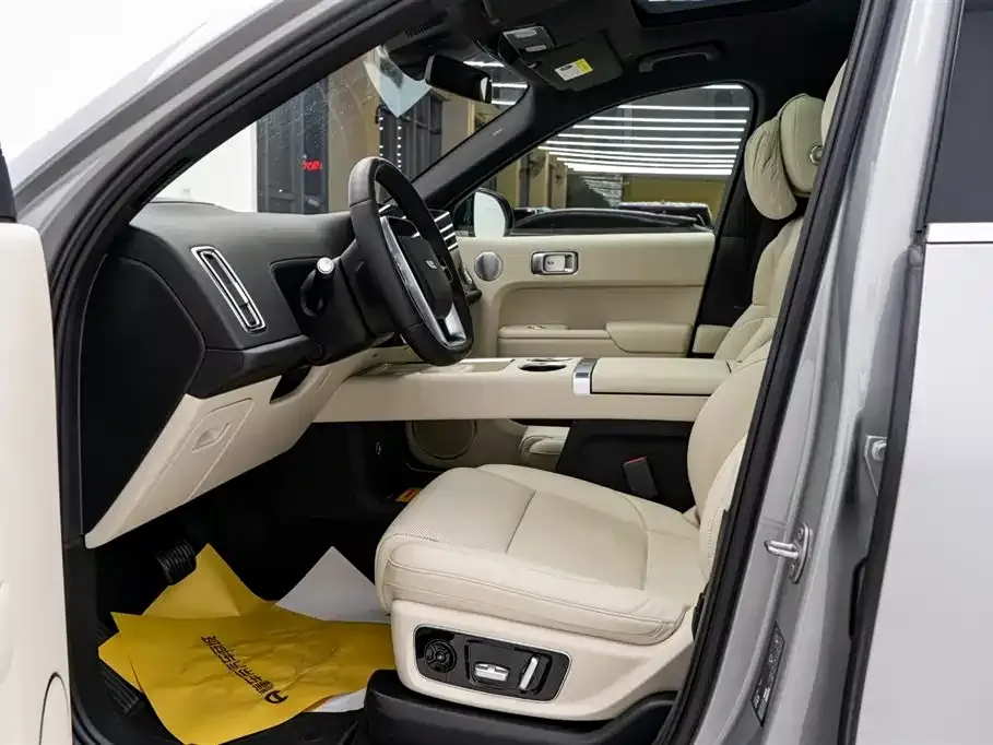 Li Auto L8 2023 из CN, фото 3