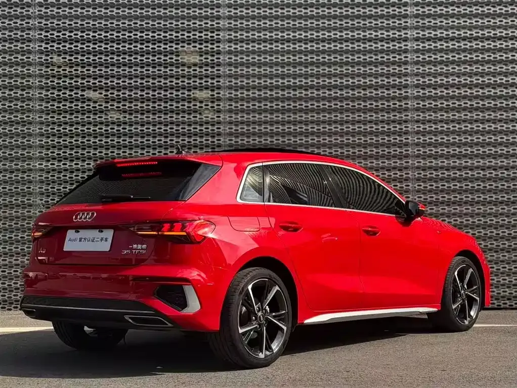 Audi A3 2024 из CN, фото 3