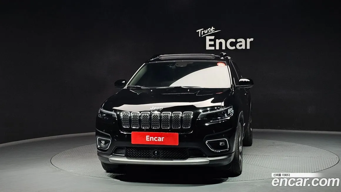 Jeep Cherokee — фото 3