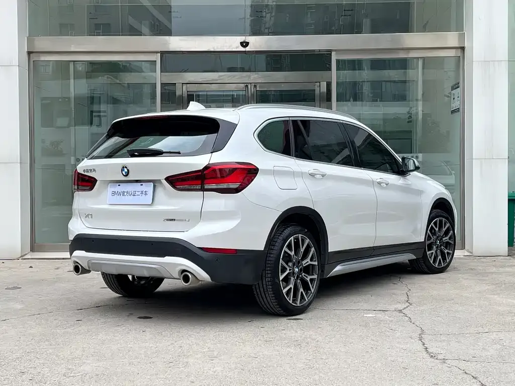 BMW X1 2021 из CN, фото 3