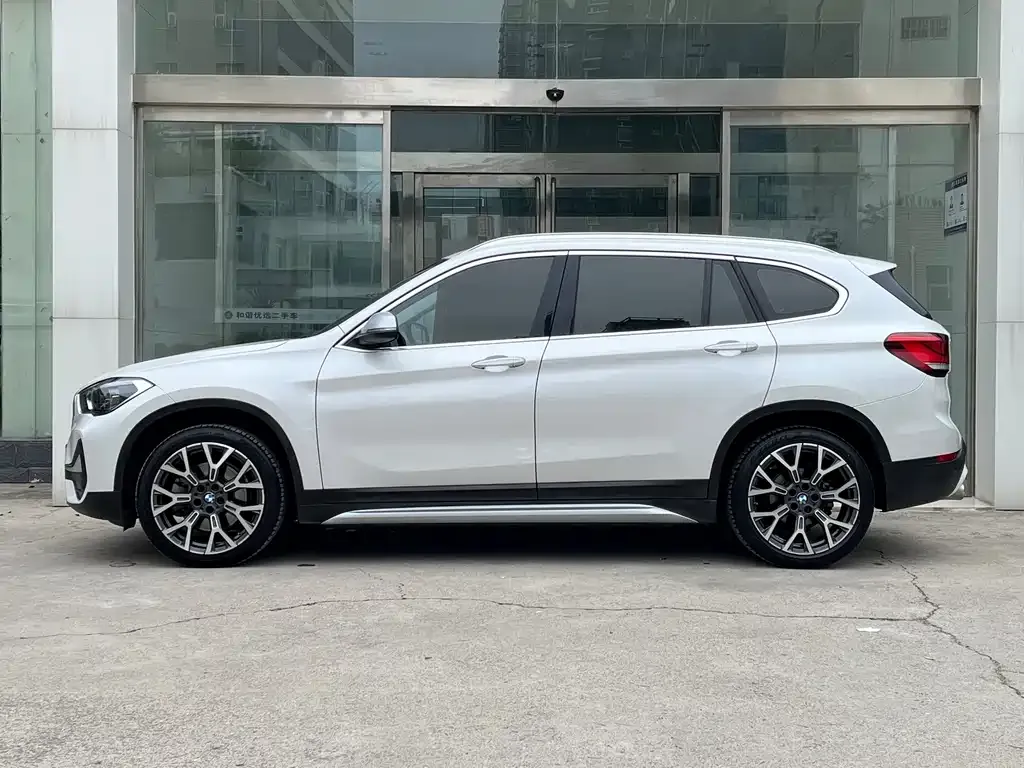 BMW X1 2021 из CN, фото 5