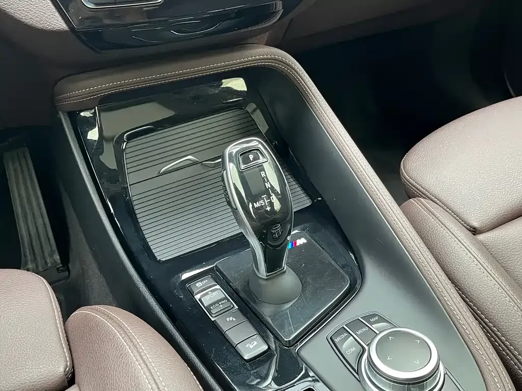 BMW X1 2021 из CN, фото 6