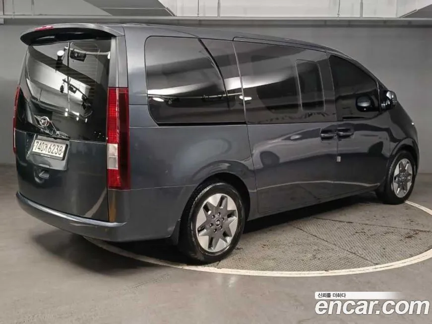 Hyundai Staria — фото 4