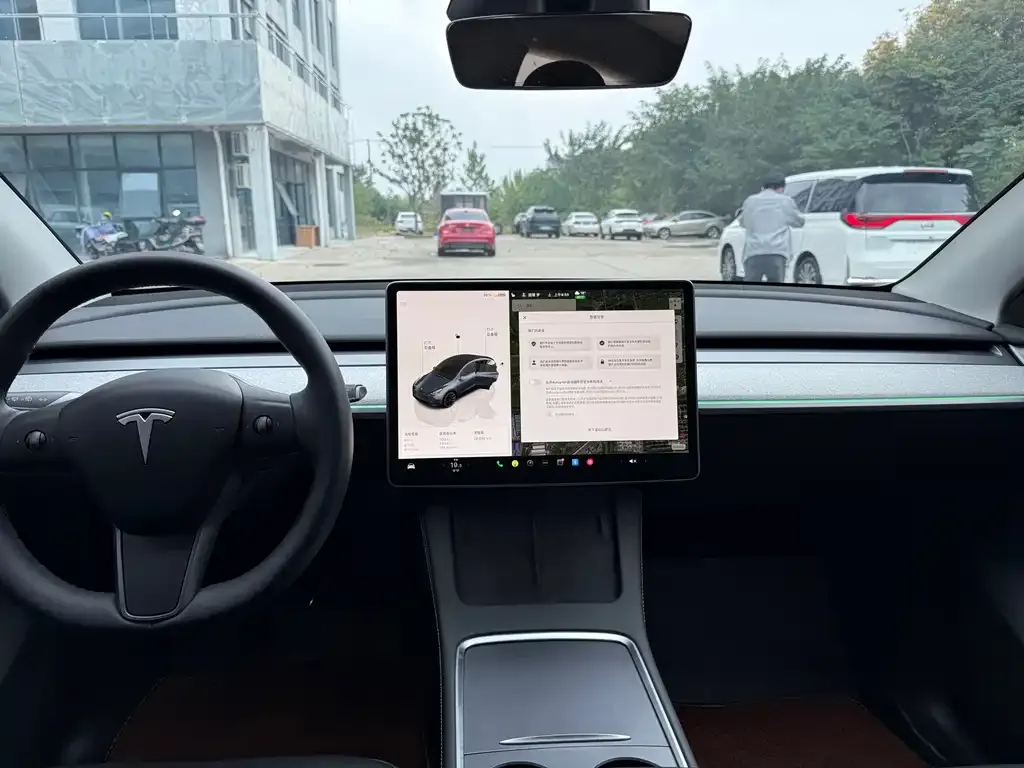 Tesla Model Y 2024 из CN, фото 6