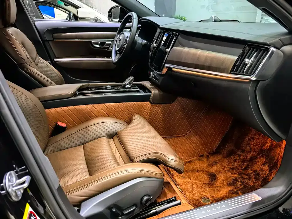Volvo S90 2023 из CN, фото 10