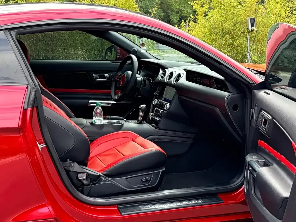 Ford Mustang 2021 из CN, фото 9